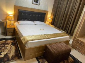 Royalhood Apart Hotels